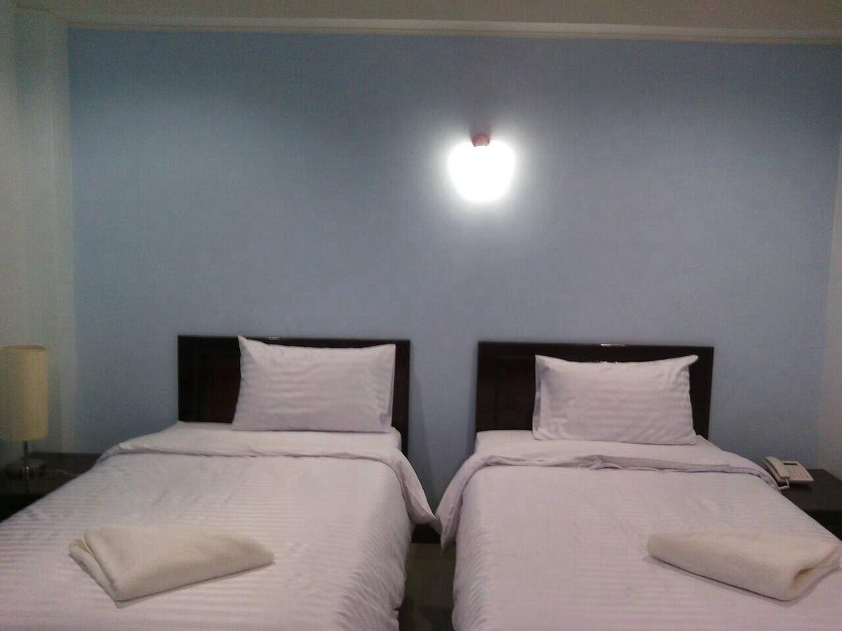 Hotel Baan Duangkamol Phitsanulok Zewnętrze zdjęcie