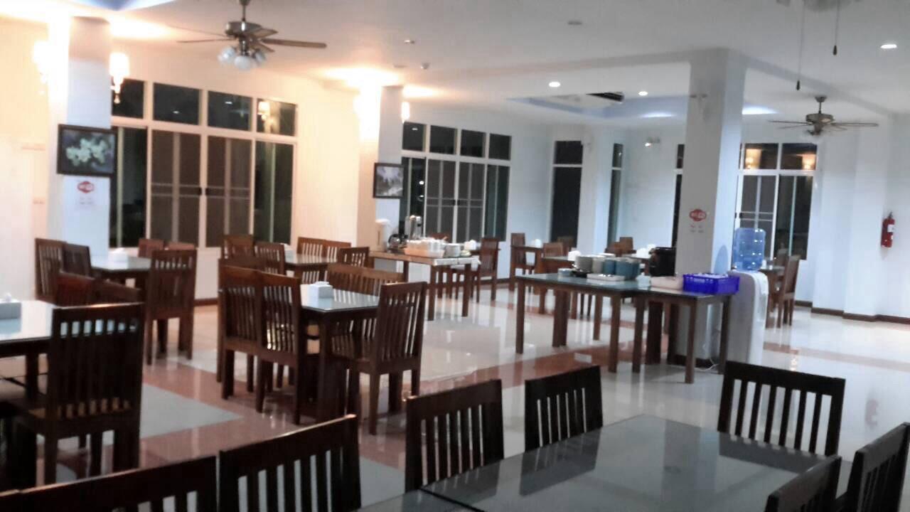 Hotel Baan Duangkamol Phitsanulok Zewnętrze zdjęcie